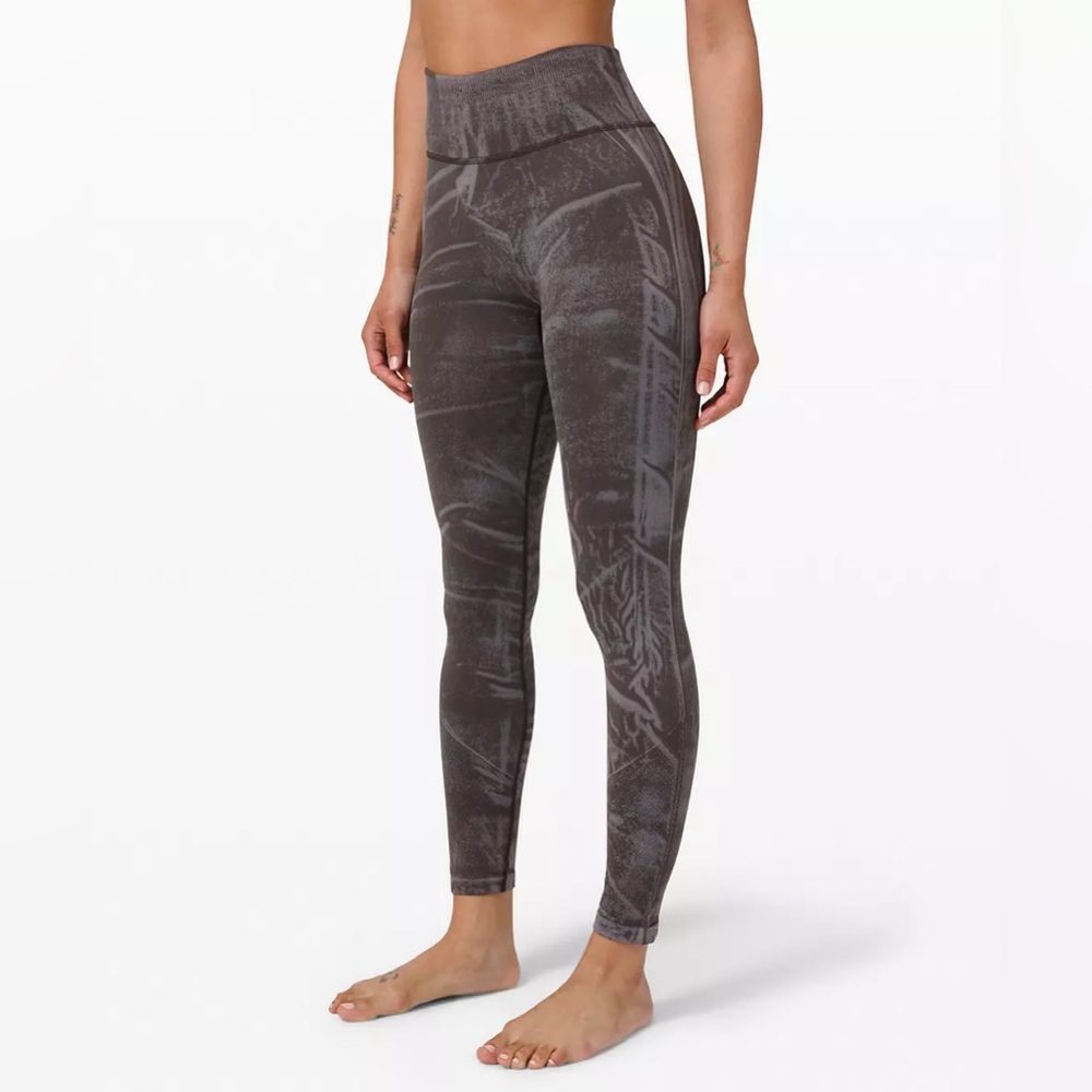 Lululemon Ebb to Street Tight *Wash in Stone Wash Graphite Grey Size 2